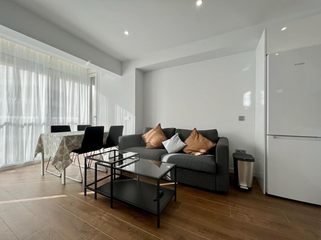 Malagueta 1 Linea De Playa Apartment มาลากา ภายนอก รูปภาพ